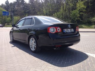 Volkswagen Jetta foto 6