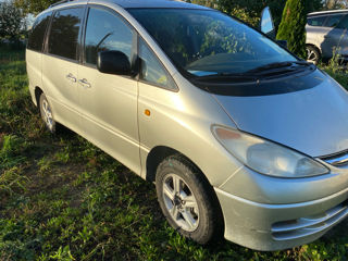 Toyota Previa foto 1