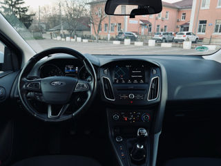 Ford Focus foto 8