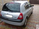 Renault Clio foto 1