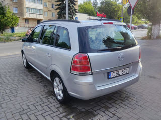 Opel Zafira foto 6