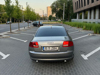Audi A8 foto 5