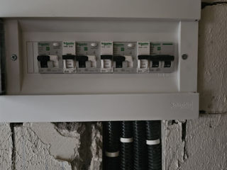 Lucrari electrice/pret accesibil foto 5