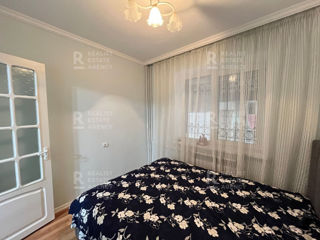 Apartament cu 2 camere, 70 m², Centru, Chișinău foto 5