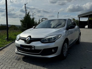 Renault Megane foto 2