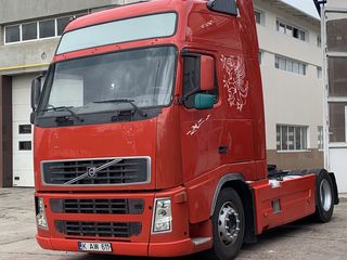 Volvo FH12 foto 1