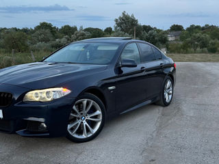 BMW 5 Series foto 1