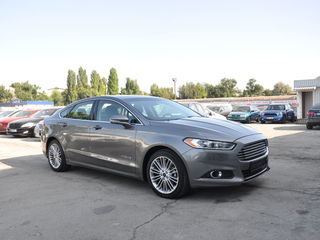 Ford Fusion foto 3