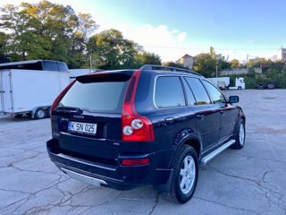 Volvo XC90 foto 4