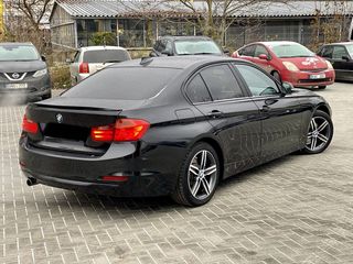 BMW 3 Series foto 7