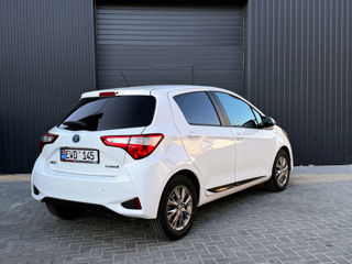 Toyota Yaris foto 2