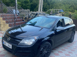 Opel Astra foto 1