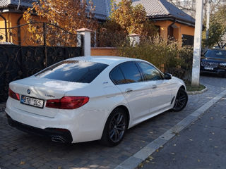 BMW 5 Series foto 3