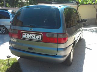 Ford Galaxy foto 5