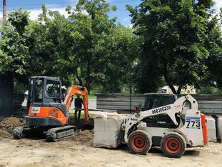 Miniexcavator/ Bobcat / Buldoexcavator/ Kamaz / Compactor / Basculant / Evacuator foto 4