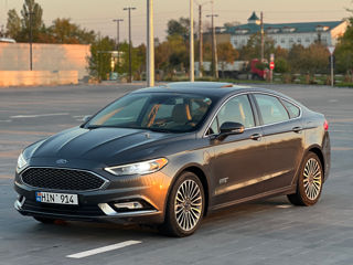 Ford Fusion foto 2