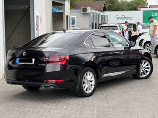 Skoda Superb foto 5