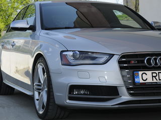 Audi S4 foto 3