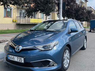 Toyota Auris foto 2