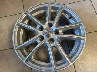 Discuri Renault R15 5x114.3 foto 2