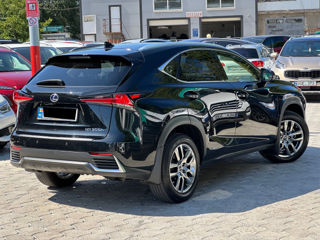 Lexus NX Series foto 3