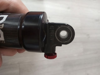 Vând shock x fusion 02R 216mm