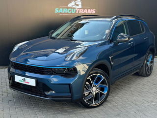 Lynk & Co 01 foto 2