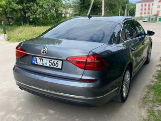 Volkswagen Passat foto 4