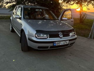 Volkswagen Golf foto 6