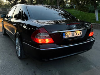 Mercedes E-Class foto 3