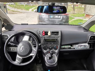 Subaru Trezia foto 7