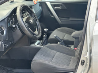 Toyota Auris foto 5