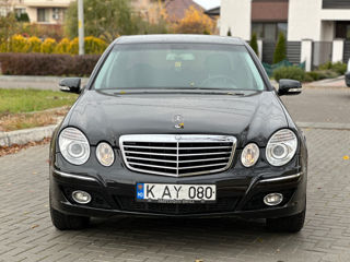 Mercedes E-Class foto 2