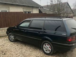 Volkswagen Passat foto 3