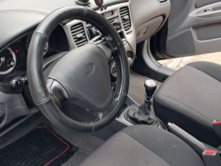 KIA Rio foto 8