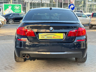 BMW 5 Series foto 4