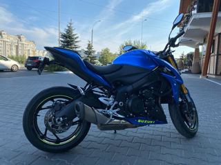 Suzuki GSX S1000 foto 8