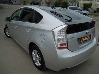 Toyota Prius foto 4