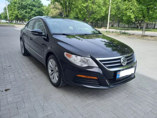 Volkswagen Passat CC foto 2