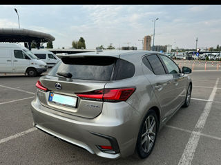 Lexus CT Series foto 2