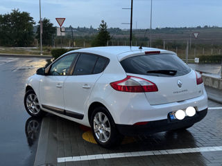 Renault Megane foto 2