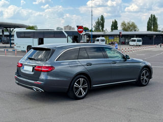 Mercedes E-Class фото 4