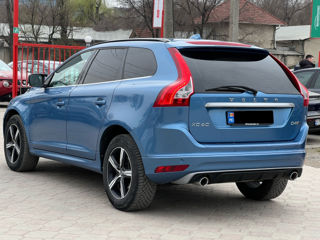 Volvo XC60 фото 3