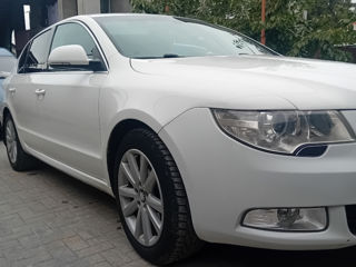 Skoda Superb foto 2