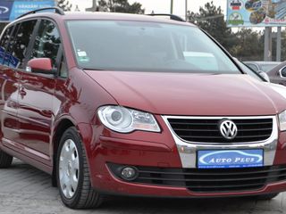 Volkswagen Touran foto 3