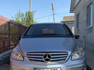 Mercedes B-Class