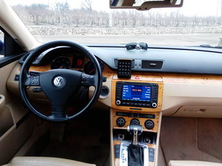 Volkswagen Passat foto 2