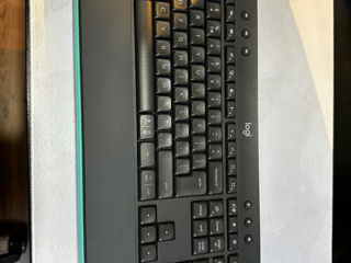 Logitech K650 Клавиатура беспроводная.