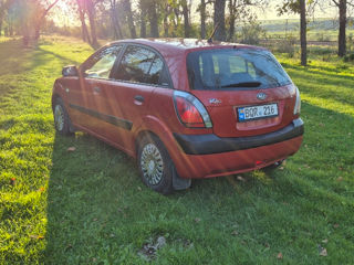 KIA Rio foto 3