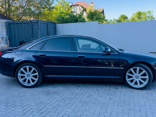 Audi A8 foto 3